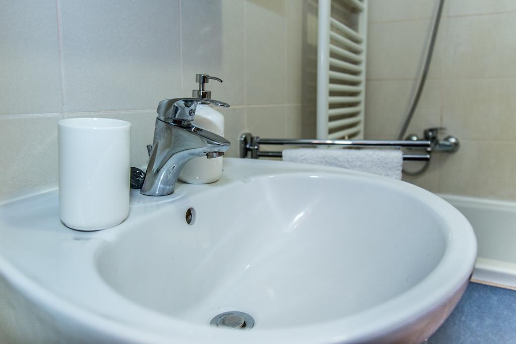 Apartment Roko Osijek Bagian luar foto