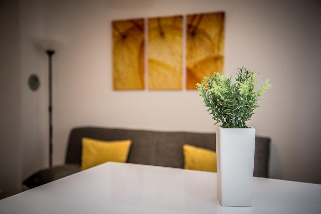 Apartment Roko Osijek Bagian luar foto