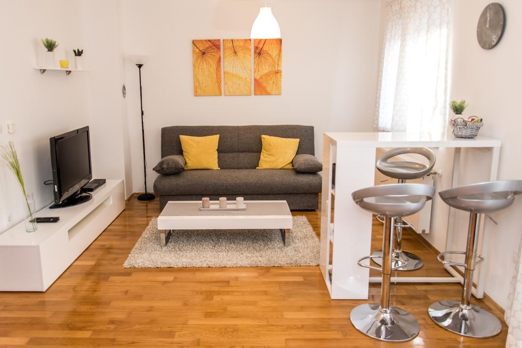 Apartment Roko Osijek Bagian luar foto