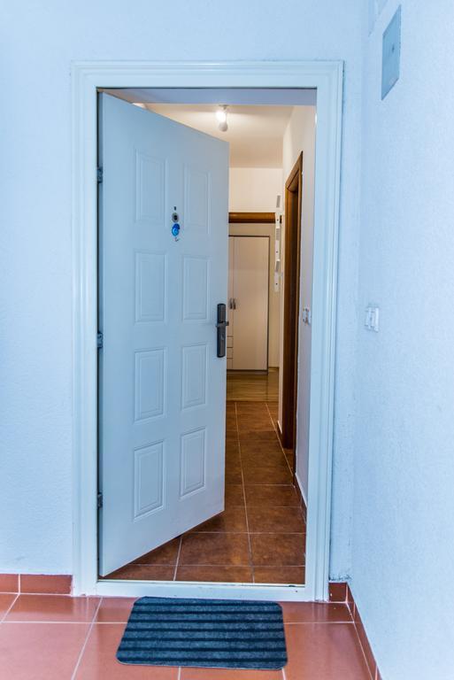 Apartment Roko Osijek Bagian luar foto